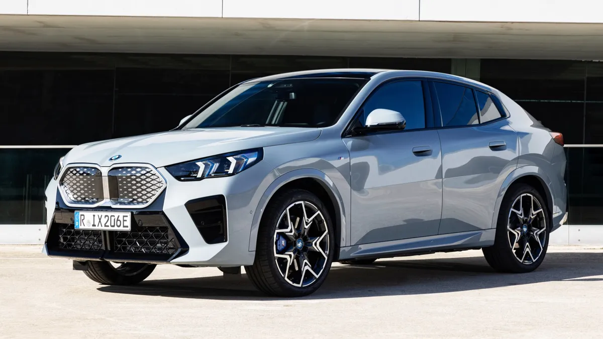 BMW iX2