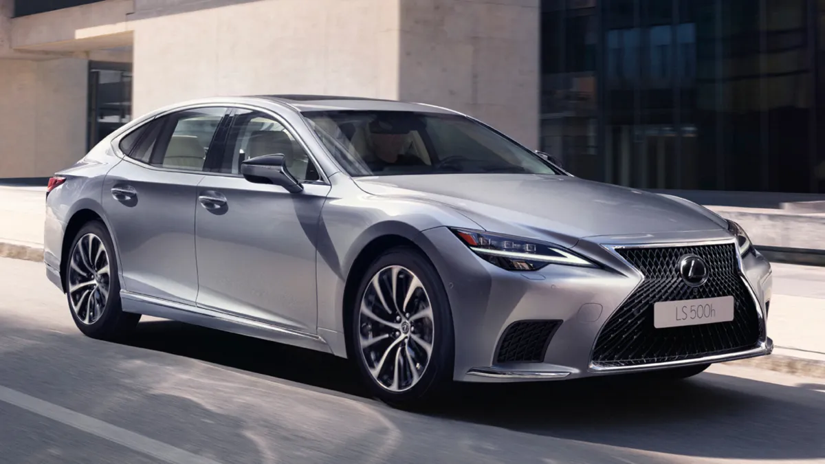 Lexus LS