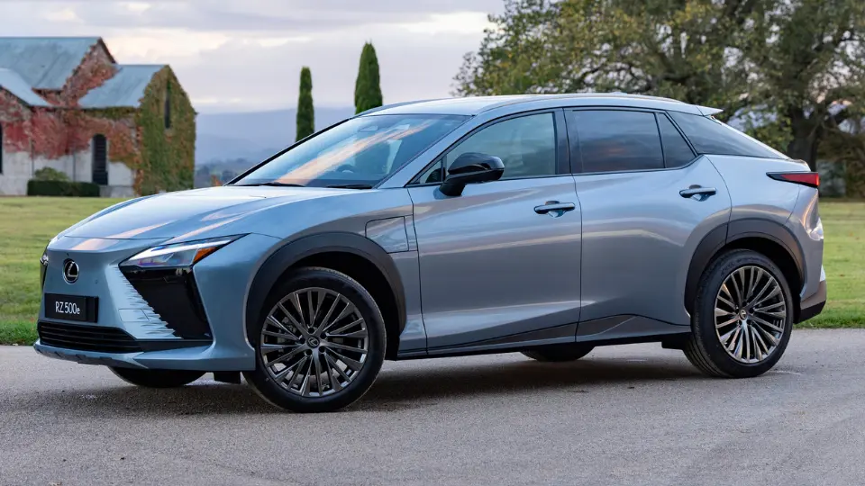 Lexus RZ